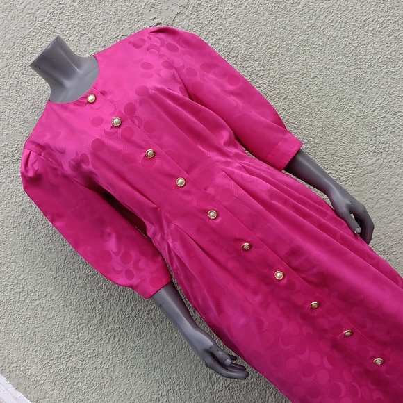 MS CHAUS VINTAGE 10 BUTTON PINK BUBBLE DRESS (HONG KONG) - Picture 10 of 17